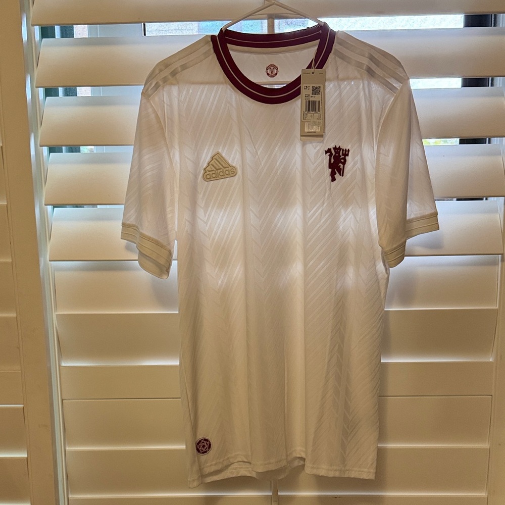 Adidas Manchester United jersey